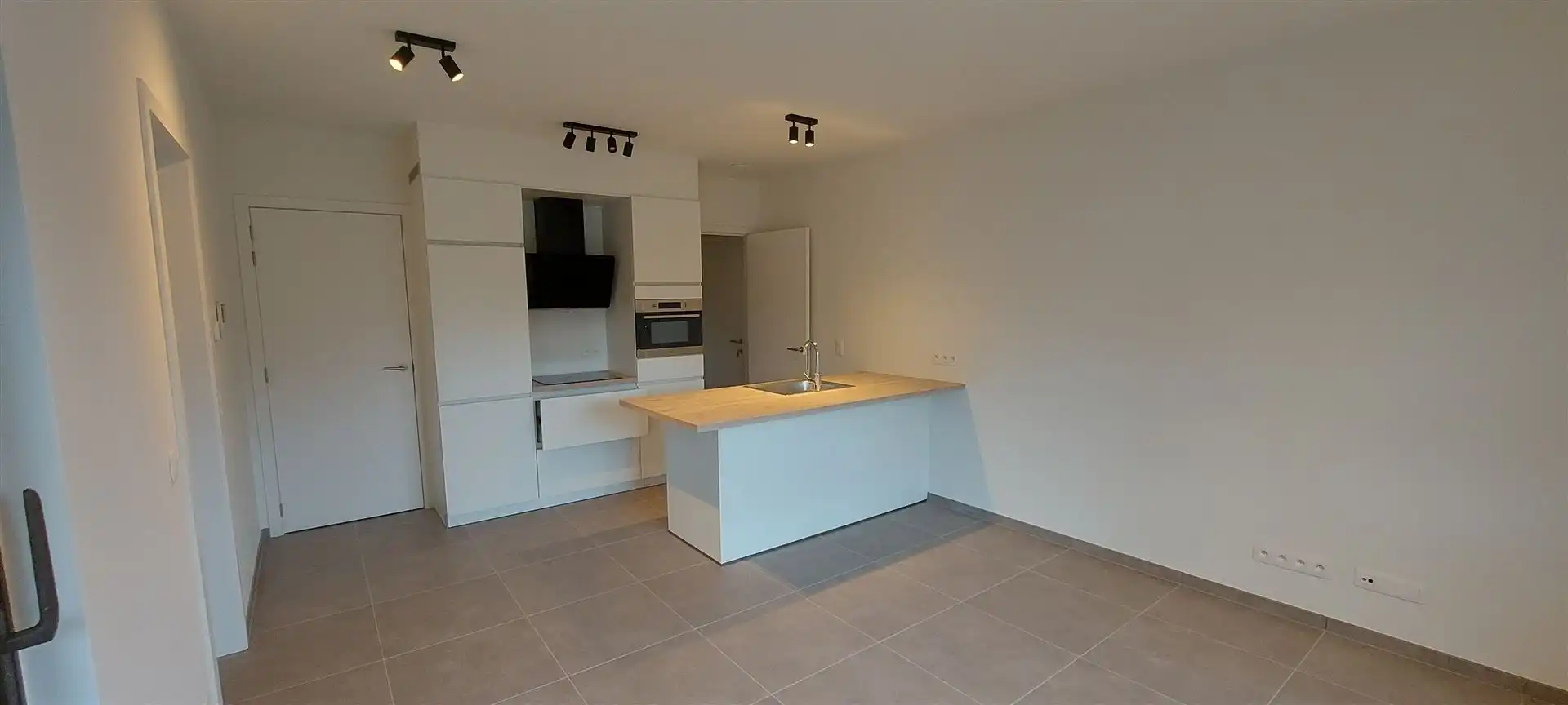 Gelijkvloers appartement foto 3