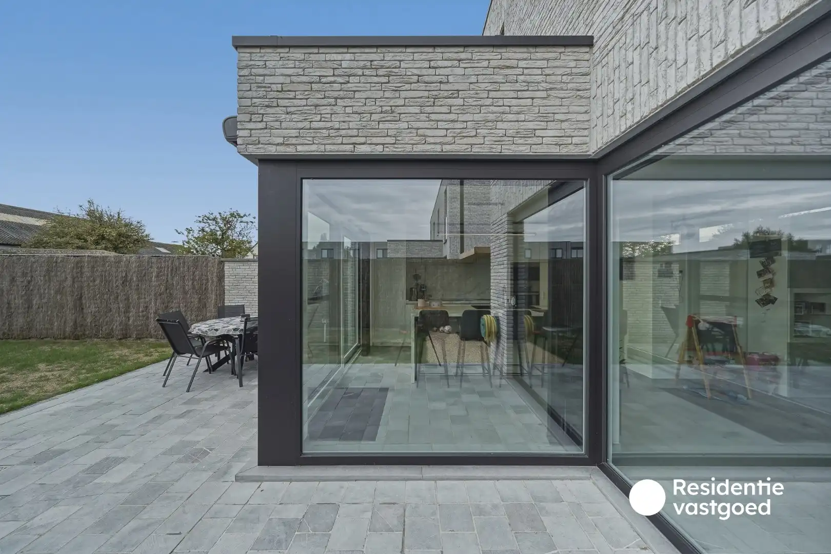 Energiezuinige halfopen recente woning met 3 slaapkamers in Oudenburg foto 13