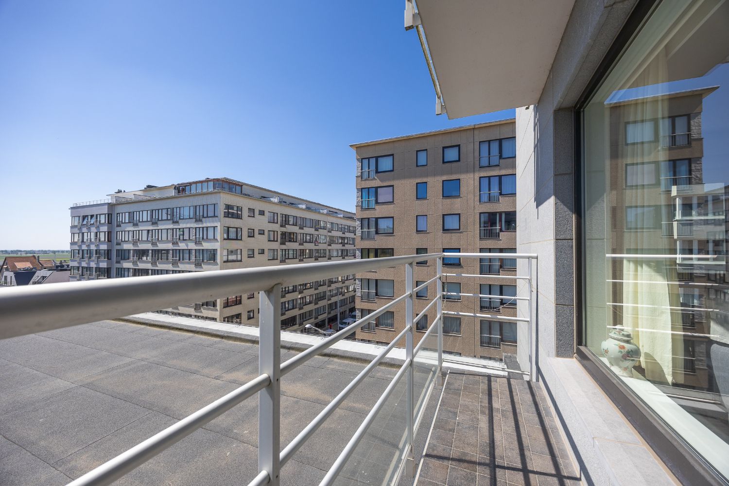 2 slaapkamer-appartement met zonnig terras en lateraal zeezicht foto 2