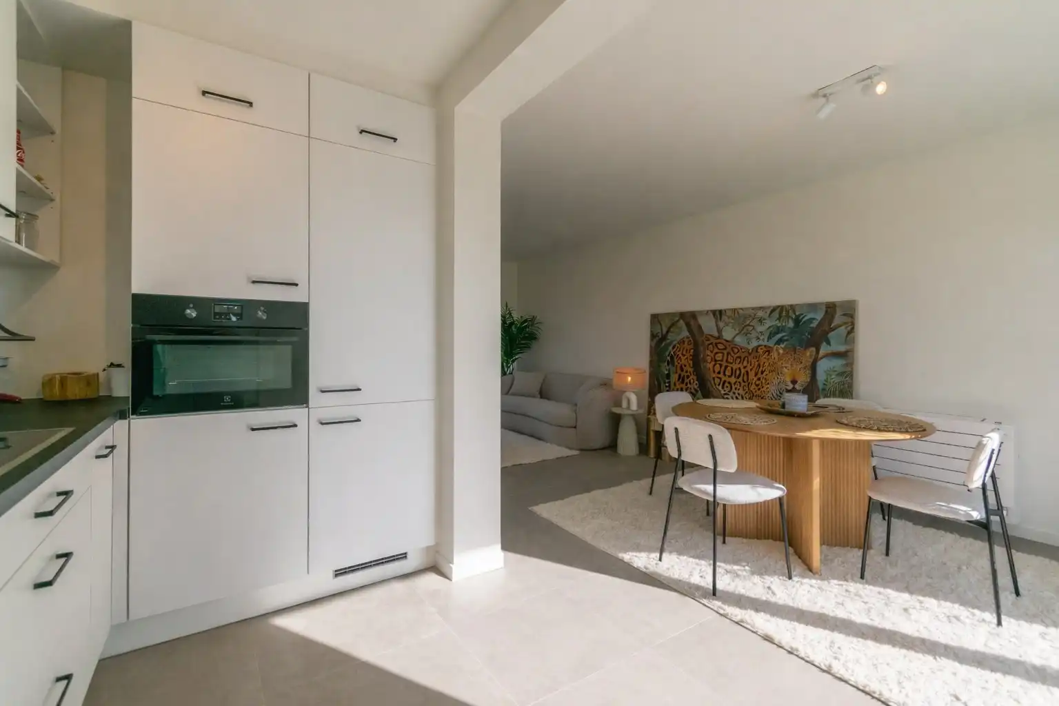 VOLLEDIG VERNIEUWDBOUWDE WONING 3 SLP+BUREAU! foto 15