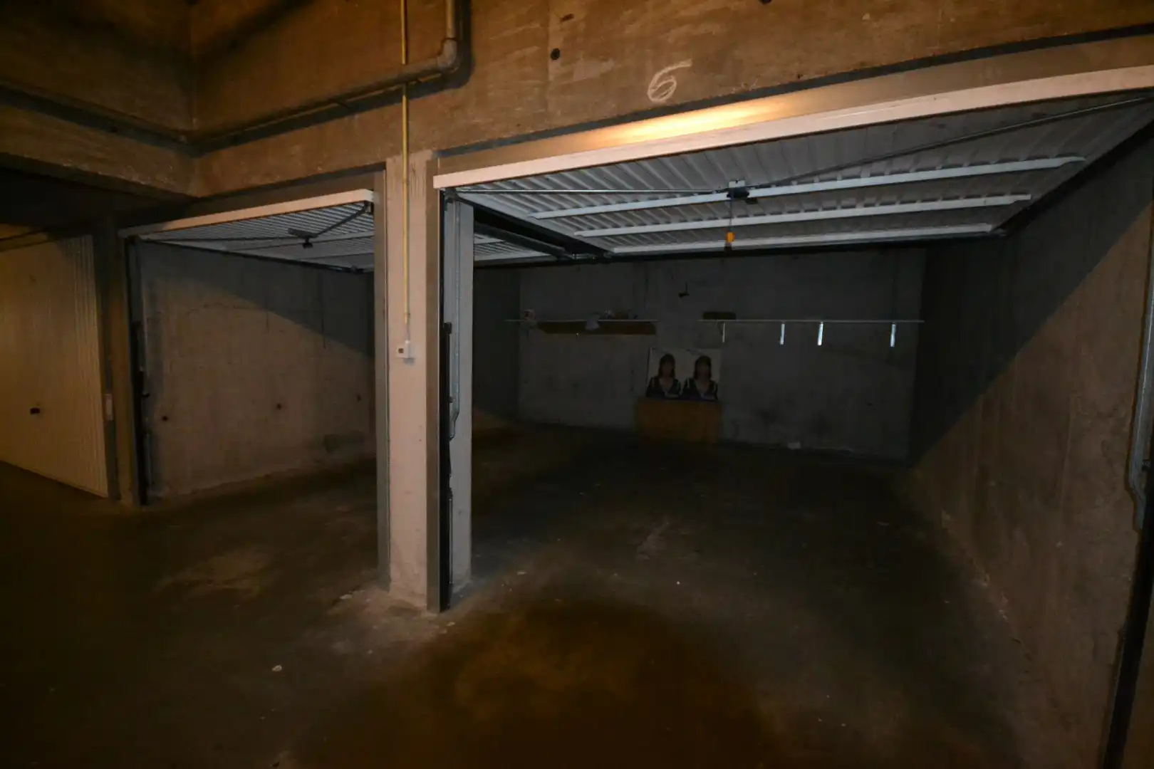 Dubbele garage te huur, centraal gelegen  te Oostduinkerke-bad. foto 5