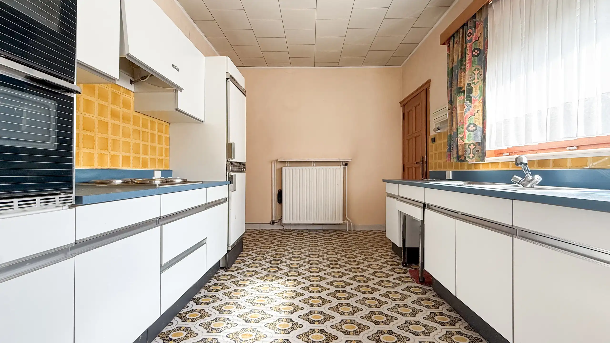 Rustig gelegen bungalow op zeer ruim perceel in Heusden! foto 7