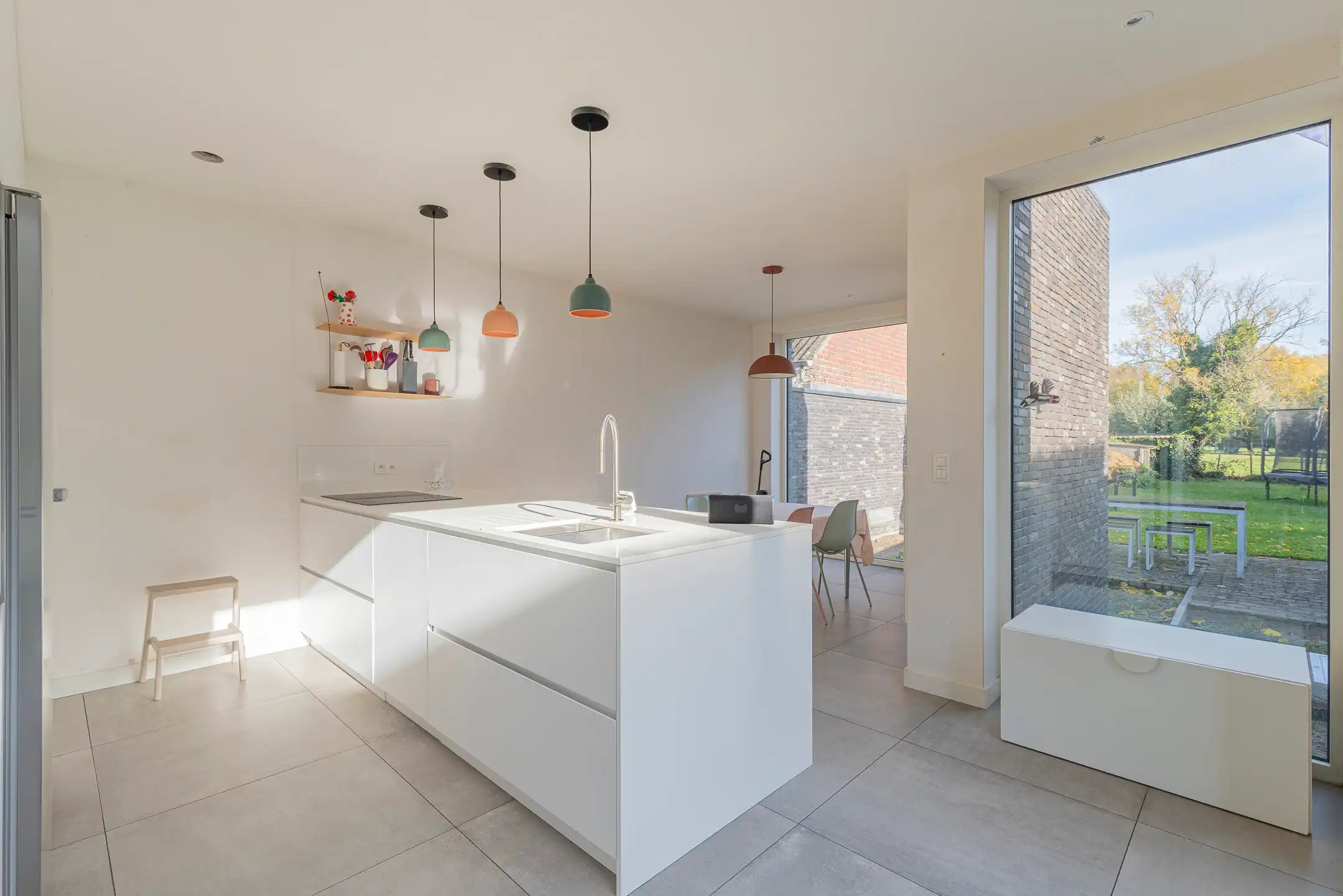 HERZELE - Recent gerenoveerde woning op centrale locatie  foto 4