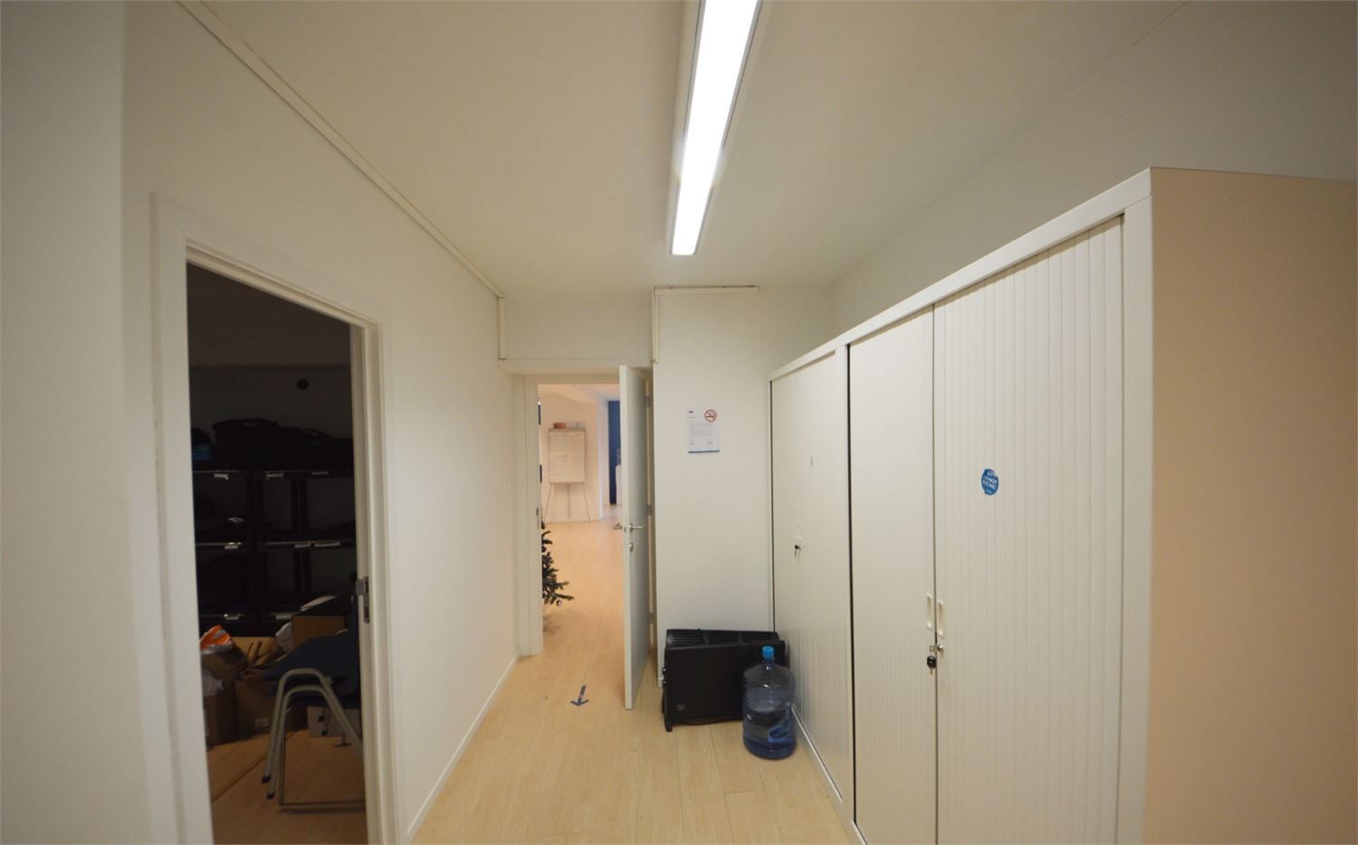 ZICHTLOCATIE MET VOORGELEGEN PRIVE PARKING foto 12