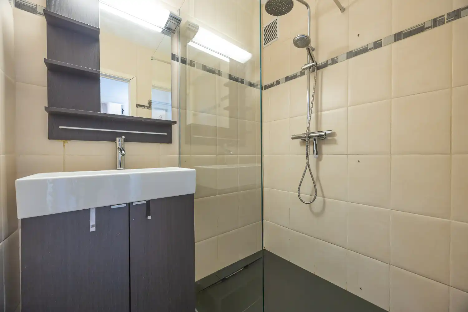 Appartement met 2 slaapkamers te huur op Zeedijk in Middelkerke foto 14
