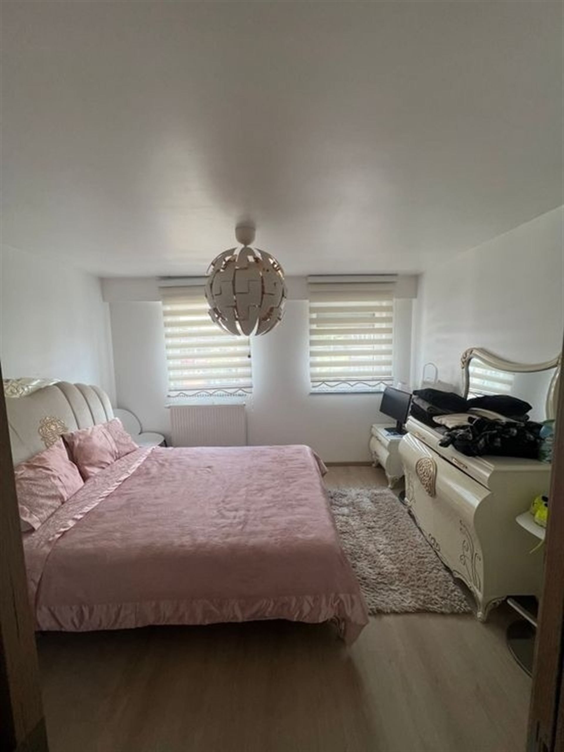 Moderne en ruime woning in hartje Hoboken! foto 6