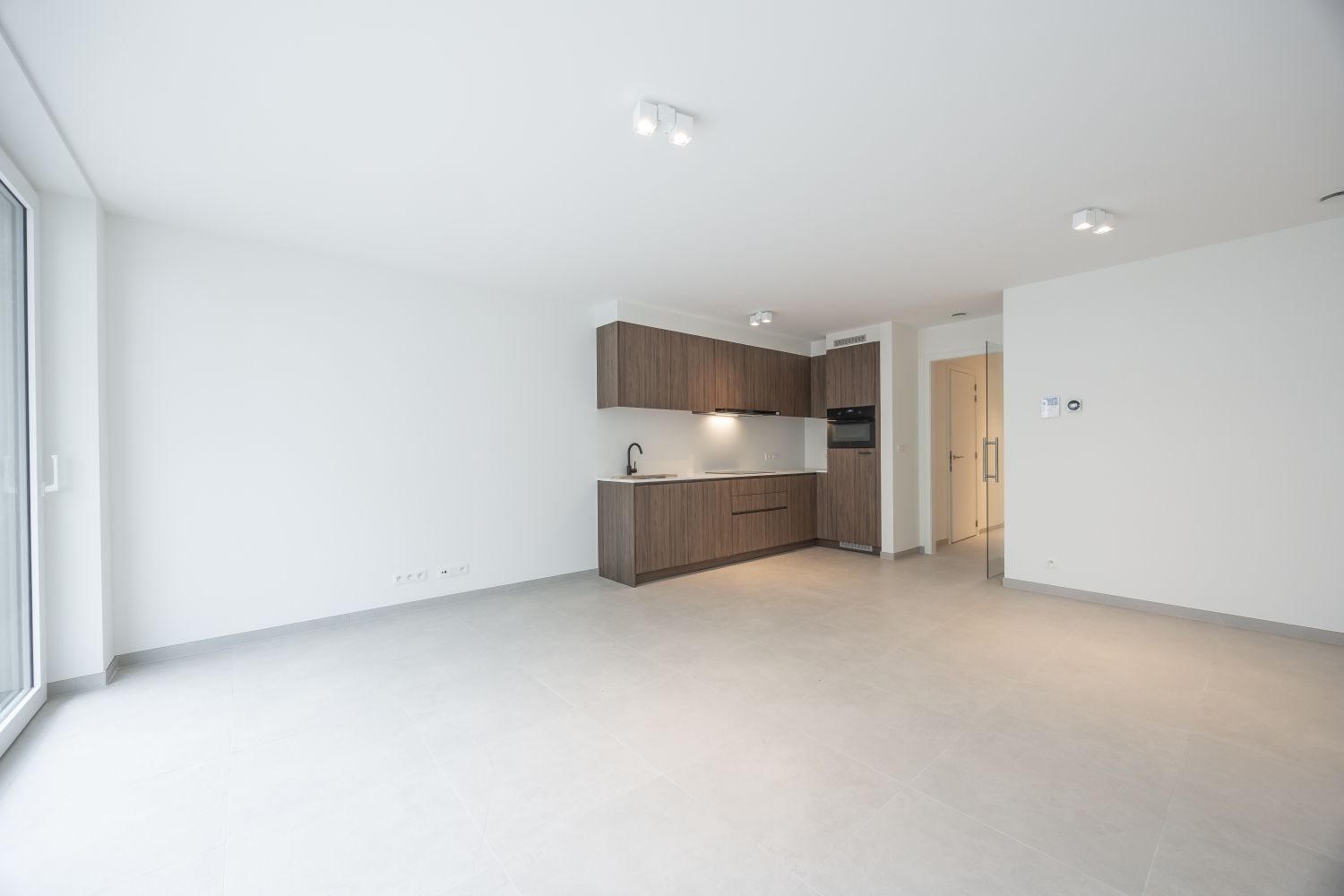Nieuwbouwappartement te koop in het centrum van Oostende foto 2