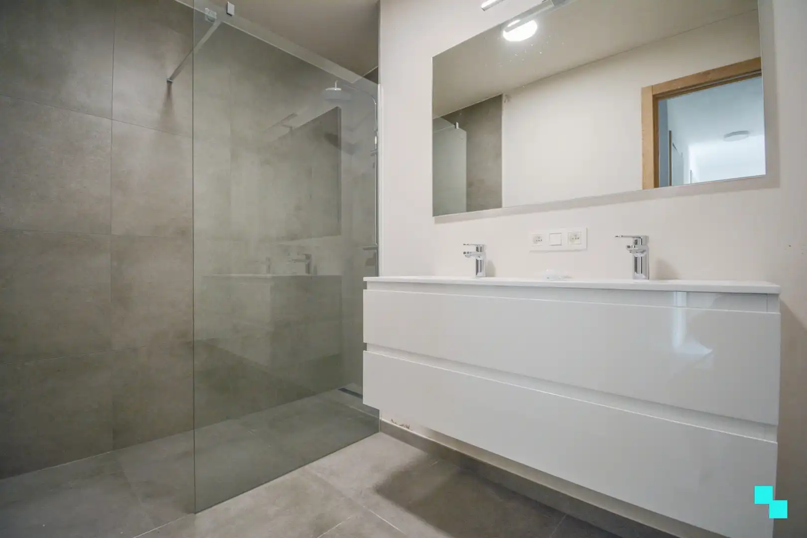 Nieuwbouwappartement te Houthulst foto 6