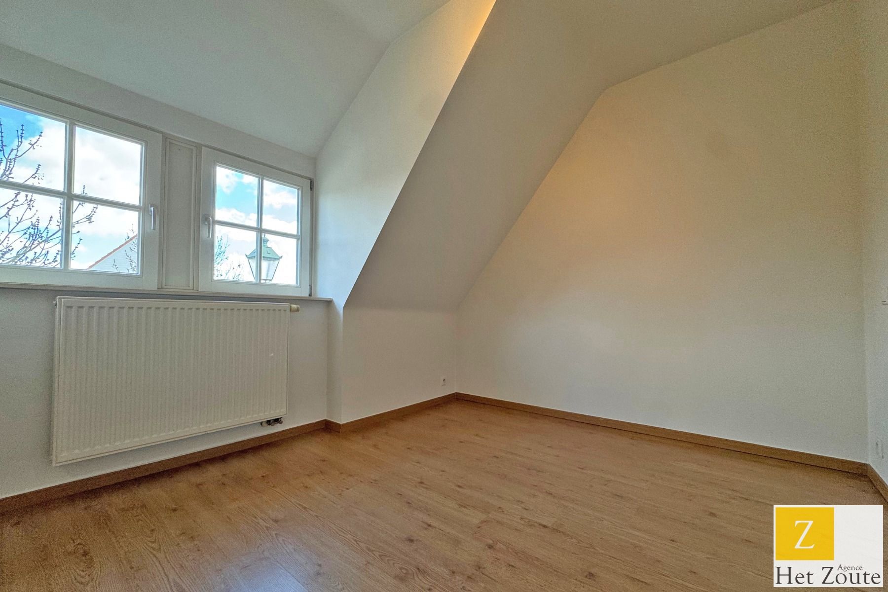 Opgefriste woning met tuin in het hartje van Ramskapelle foto 18
