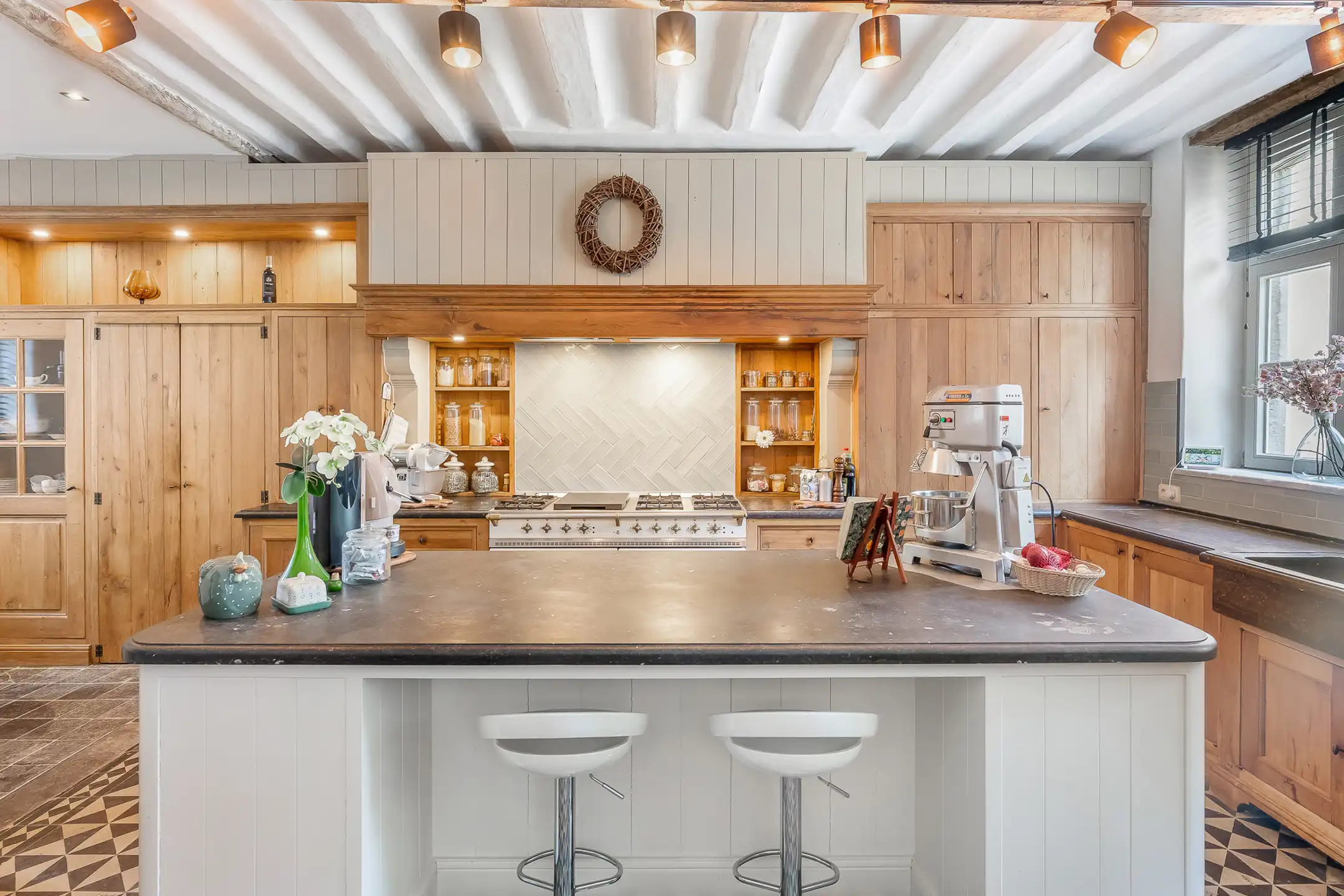 Vierkantshoeve met 3 woningen te Valmeer foto 3