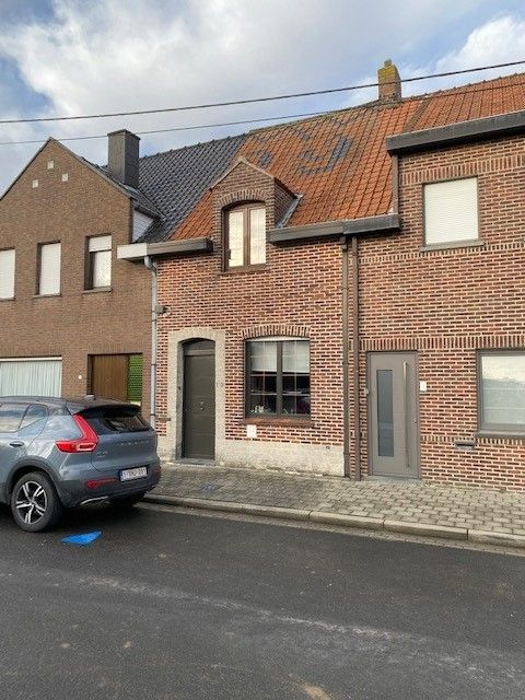 Te renoveren woning met 3 slaapkamers  en tuin. foto 11