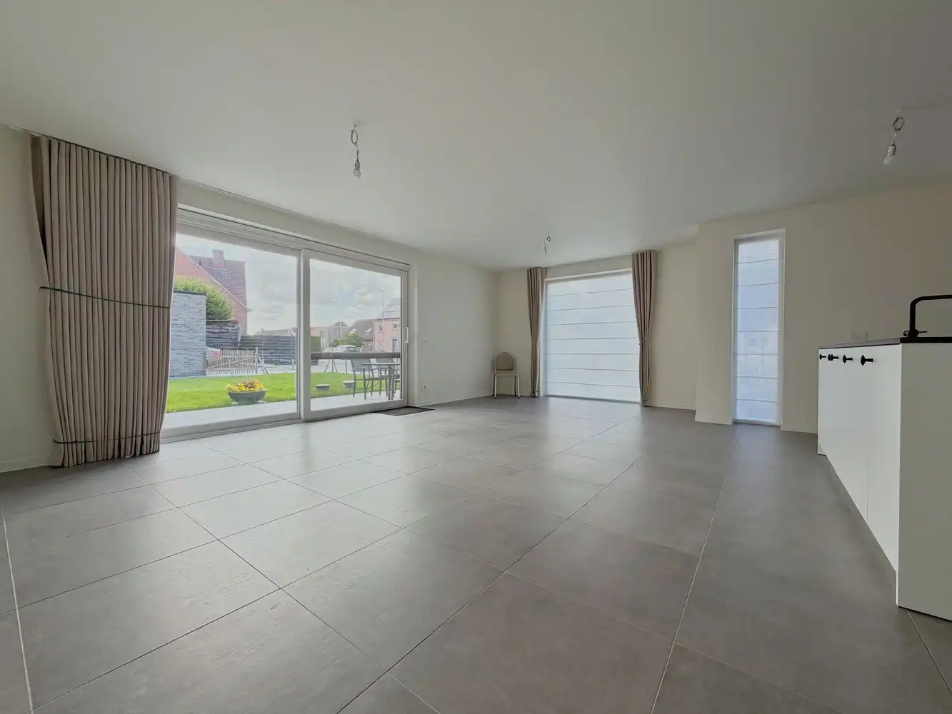 Unieke woning met high-end afwerking + garage én tuin! foto 3