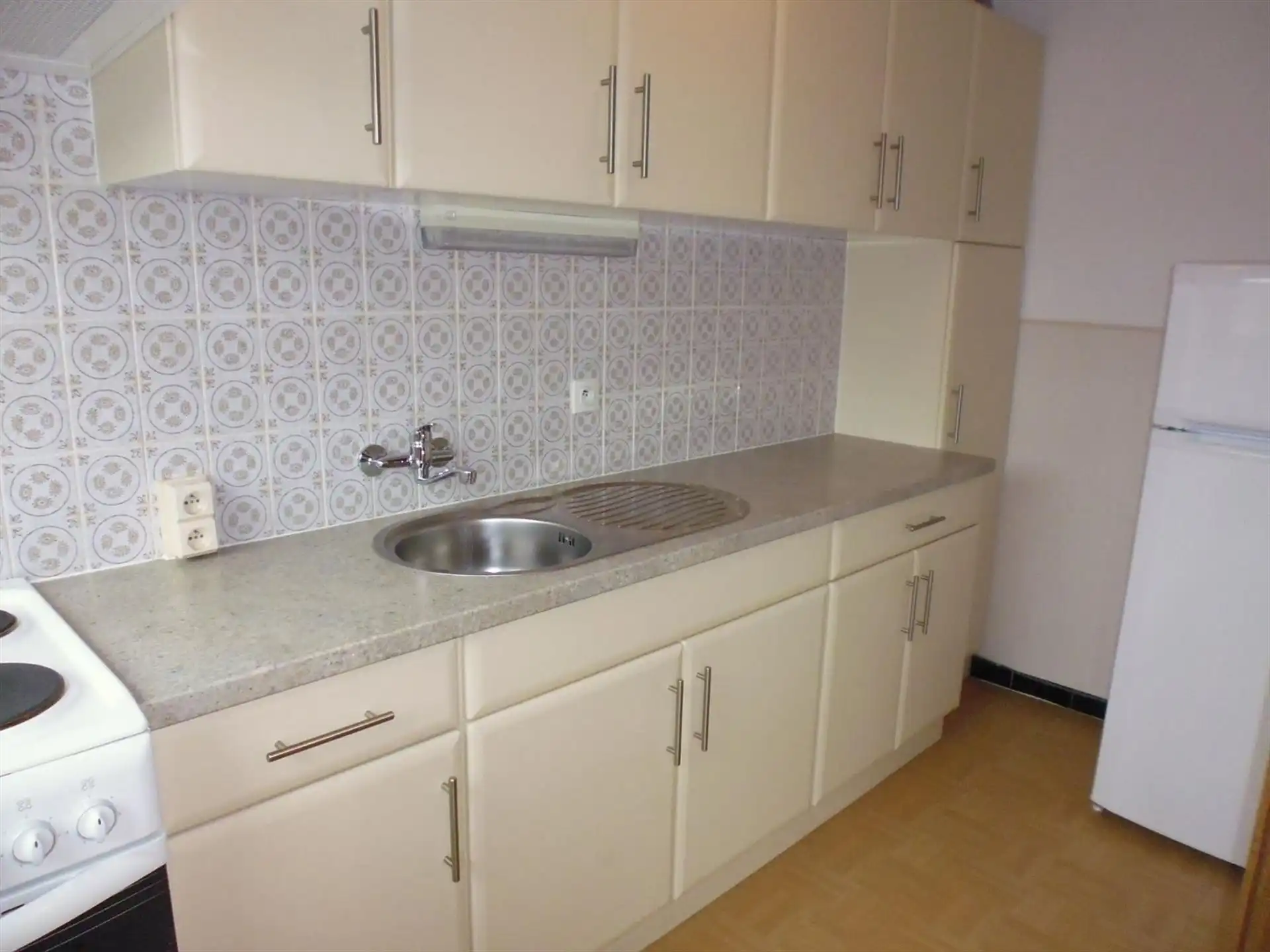 VERZORGDE STUDIO / TERRAS foto 3