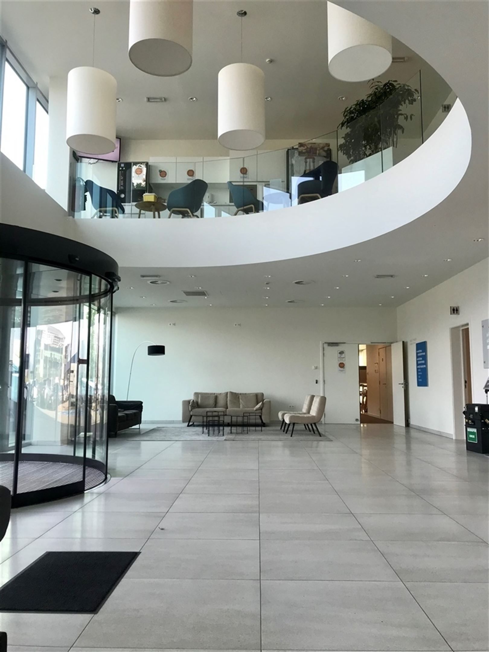 Breeam Excellent kantoren in de Blue Towers foto 3