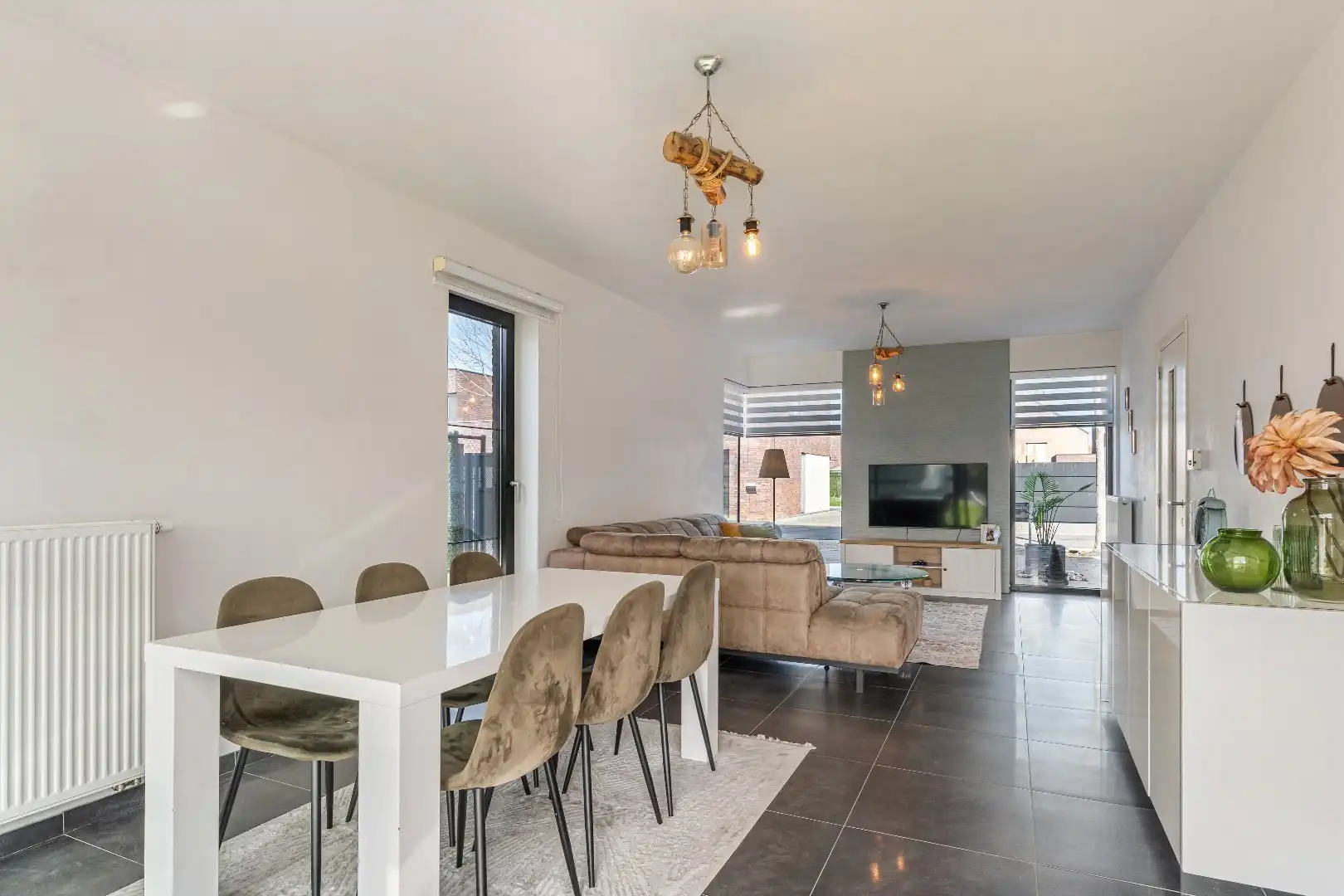 Verzorgde woning met hedendaags energiecomfort, terras, tuin en garage, ideaal voor jong gezin! foto 18