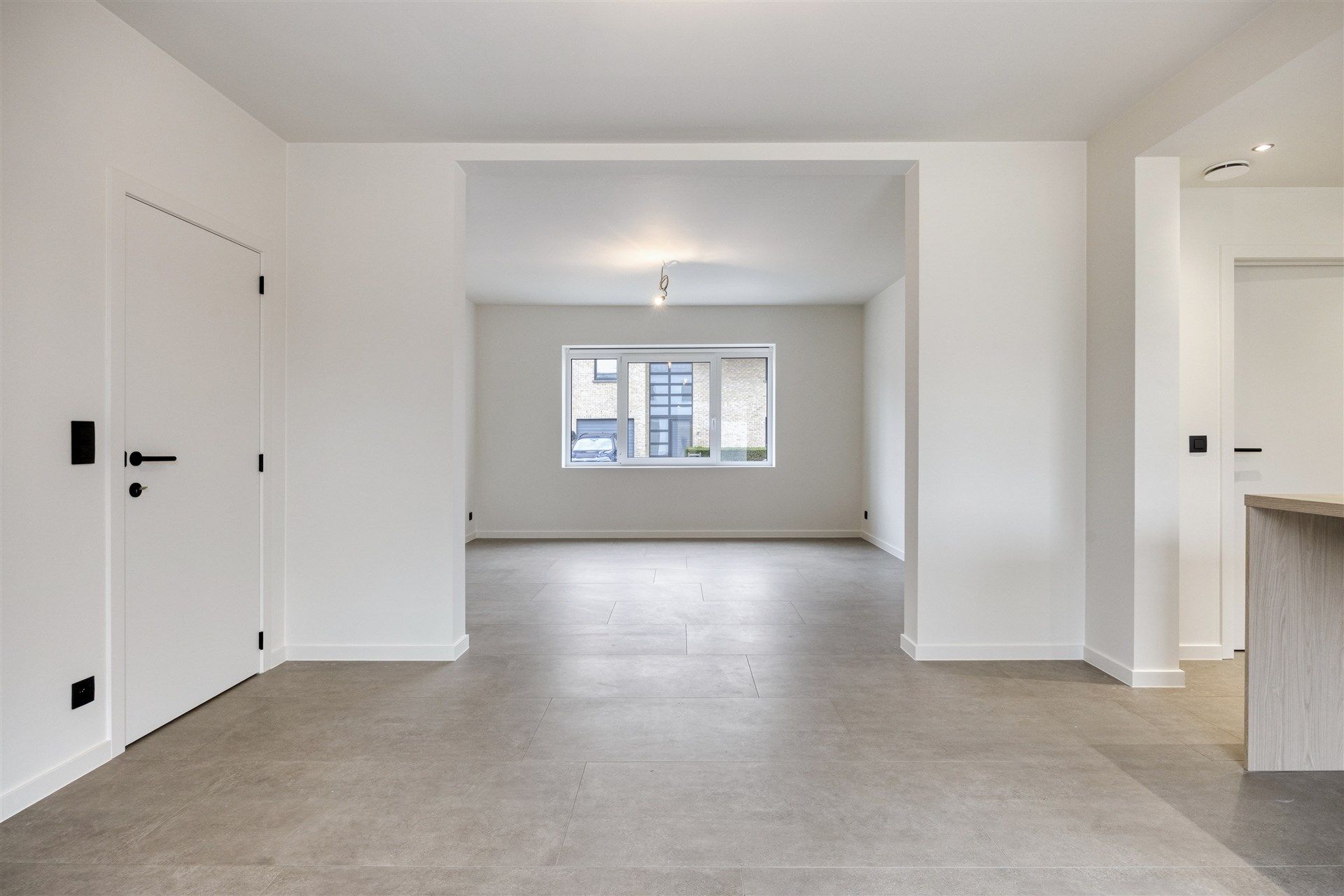 Moderne woning met 4 slaapkamers te Sint-Lievens-Houtem foto 2