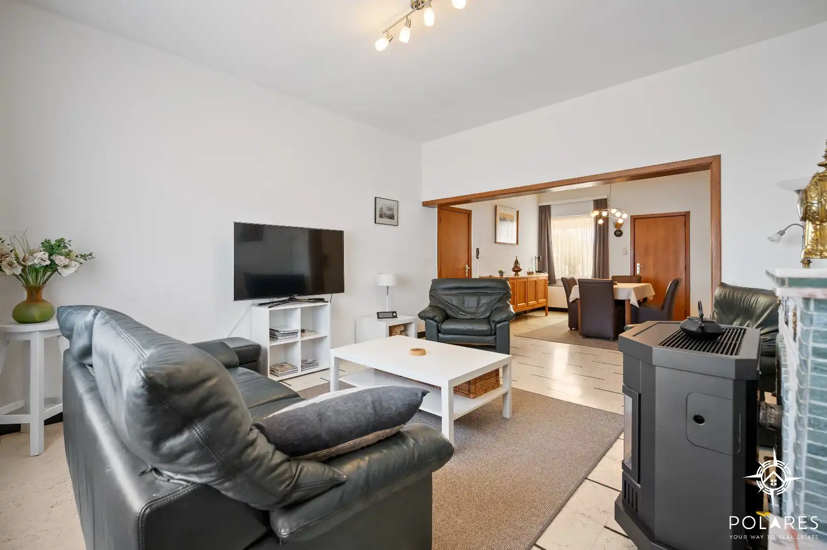 Karaktervolle woning met 5 slaapkamers en prachtige parktuin nabij het centrum van Kampenhout foto 5