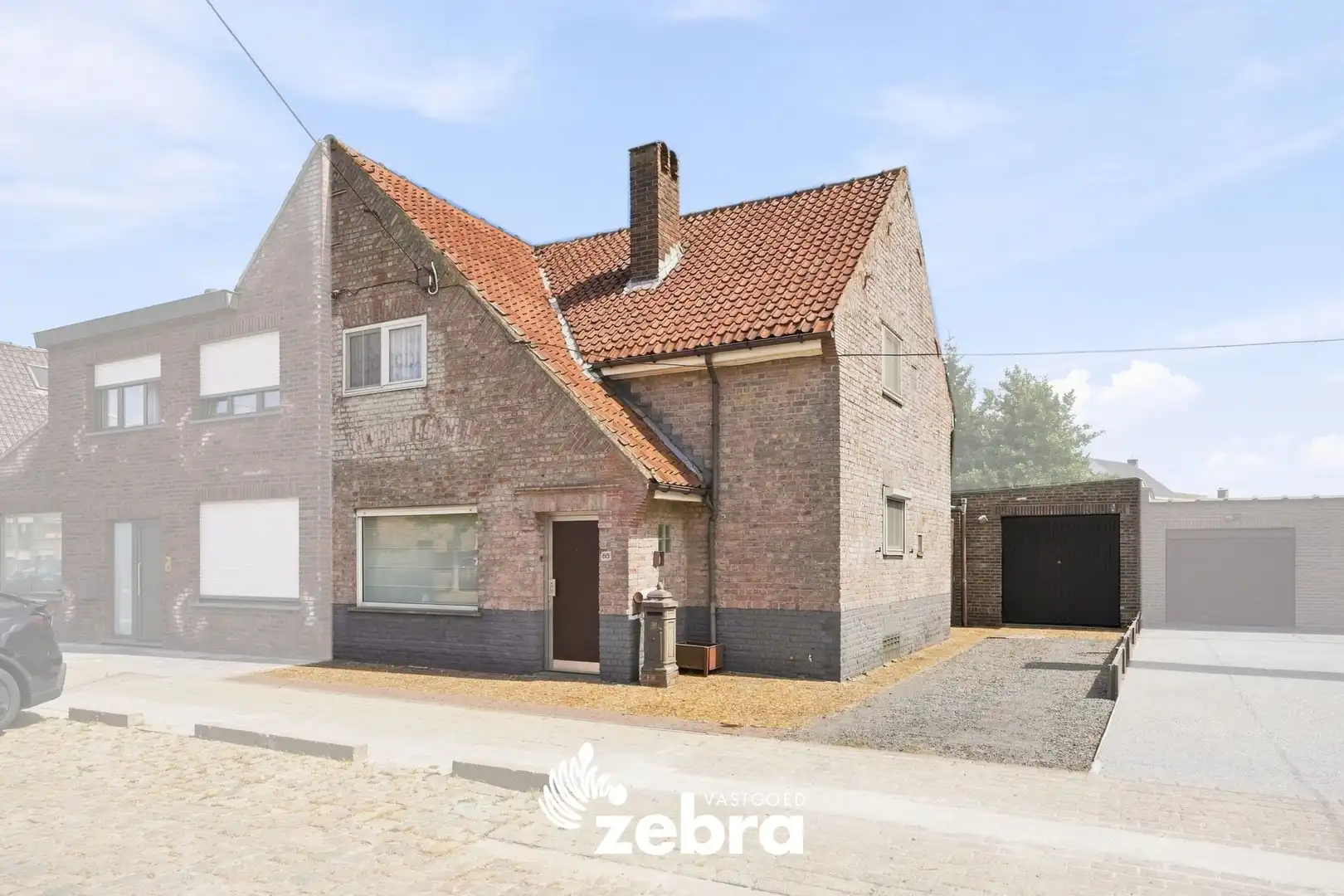 Hoofdfoto van de publicatie: Halfopen woning in tuinwijk te koop in Roeselare!