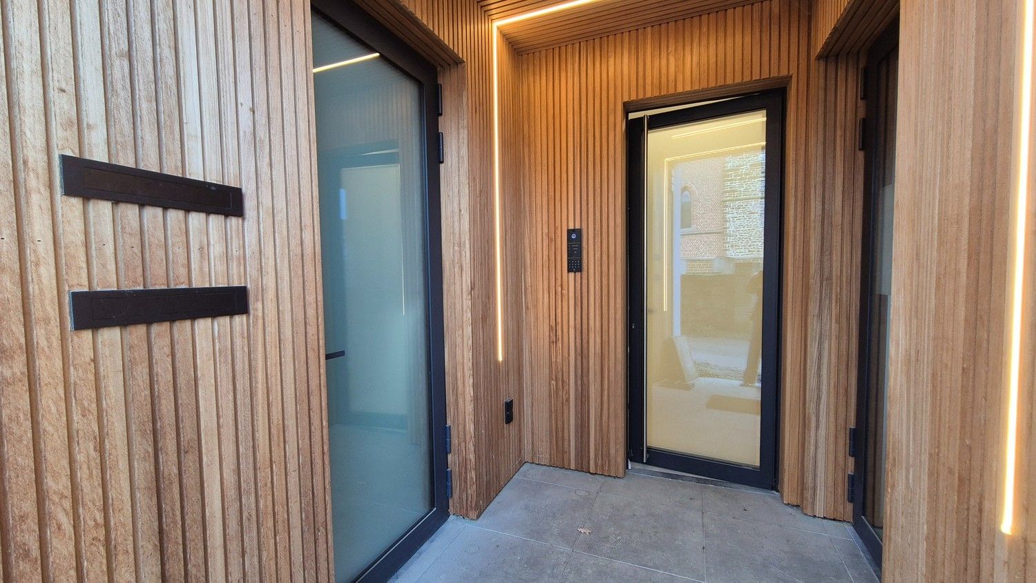 Unieke kangoeroewoning in landelijke omgeving – perfect toegankelijk en geschikt als zorgwoning (65+ / zorgbehoevend) foto {{pictureIndex}}