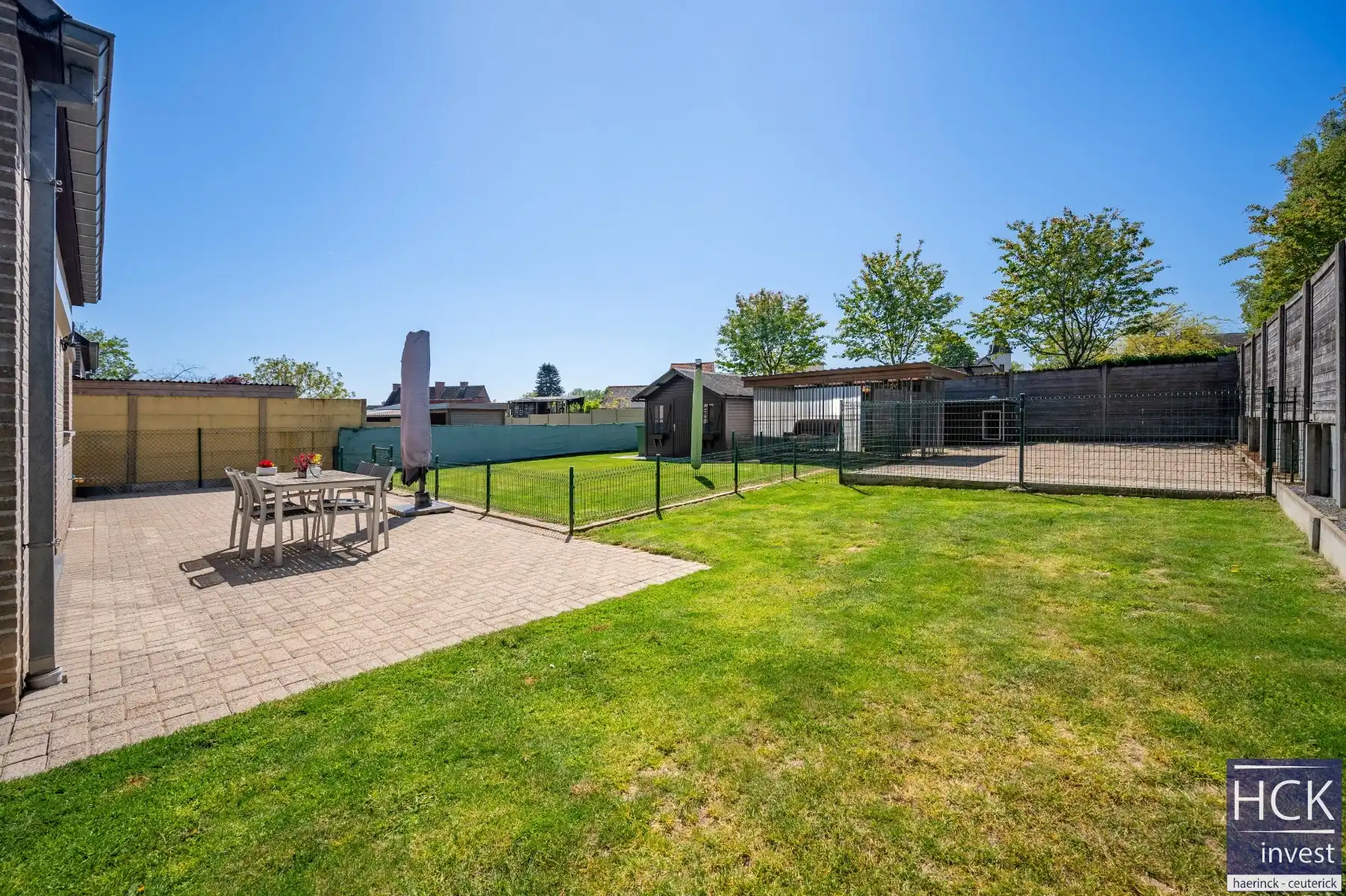 KRUISHOUTEM - Uitermate goed onderhouden woning met 3 SLPK. op toplocatie! foto 12