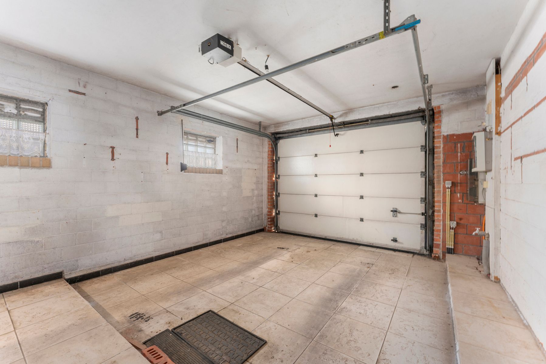 Te renoveren bungalow nabij centrum Torhout foto 10