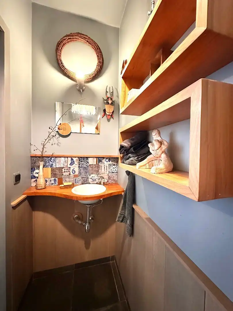 Unieke woning met werkplaats op toplocatie in Tongeren – industrieterrein Overhaam foto 8