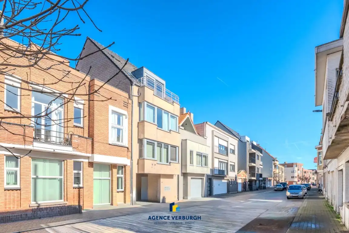 Lichtrijk 1-slpk appartement nabij de Grote Markt foto 18