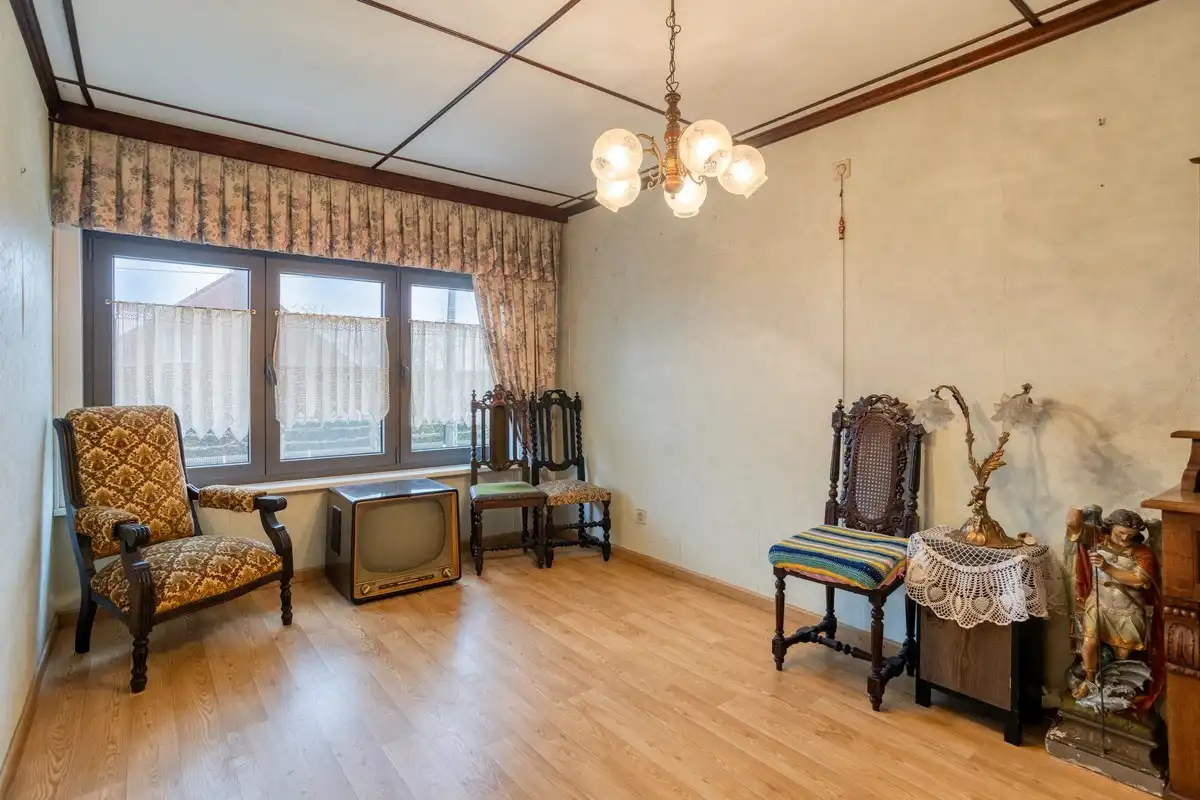 Te renoveren, ruime woning op 427 m2! foto 16