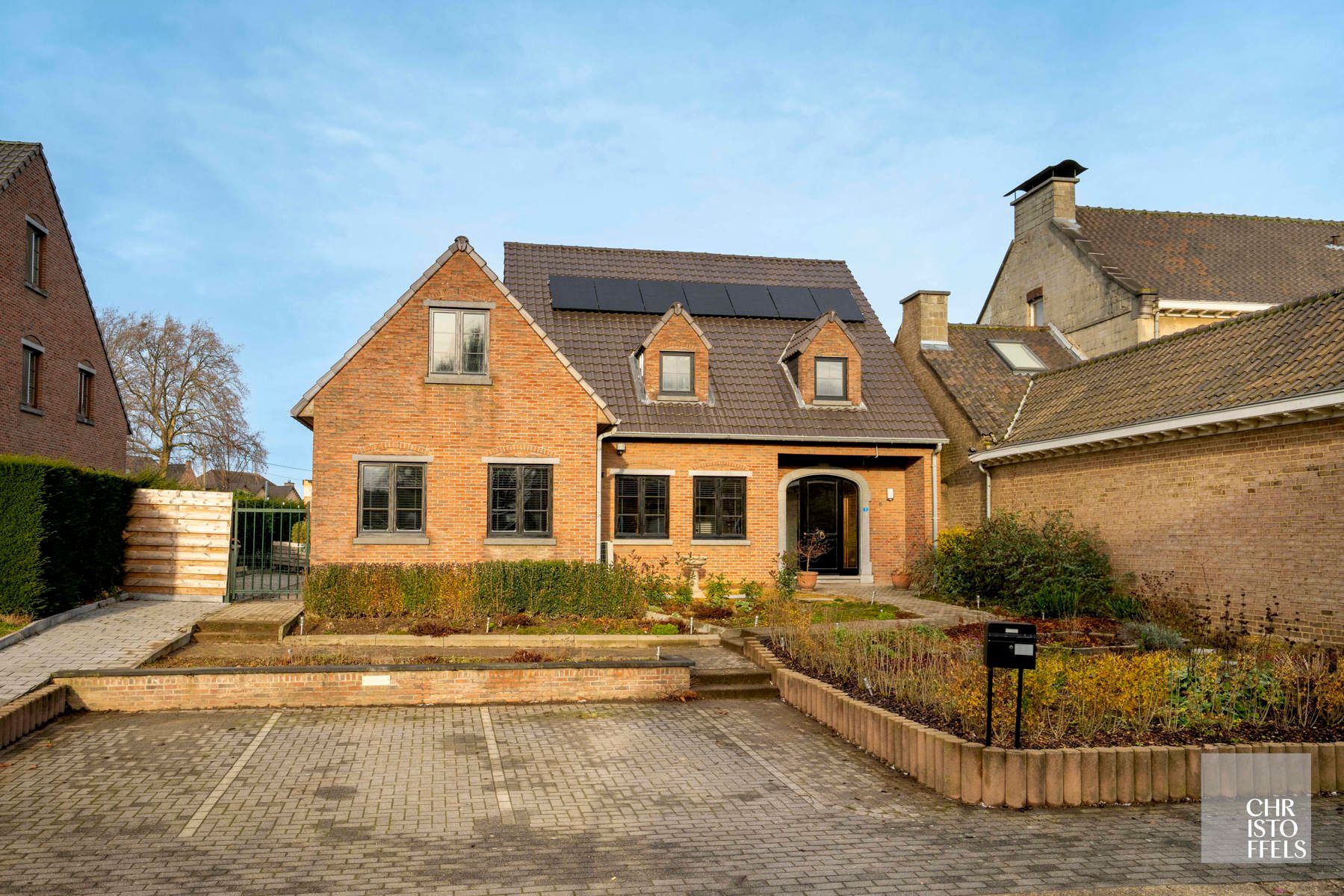 Instapklare woning (279m²) in groene omgeving te Kesselt-Lanaken! foto 29