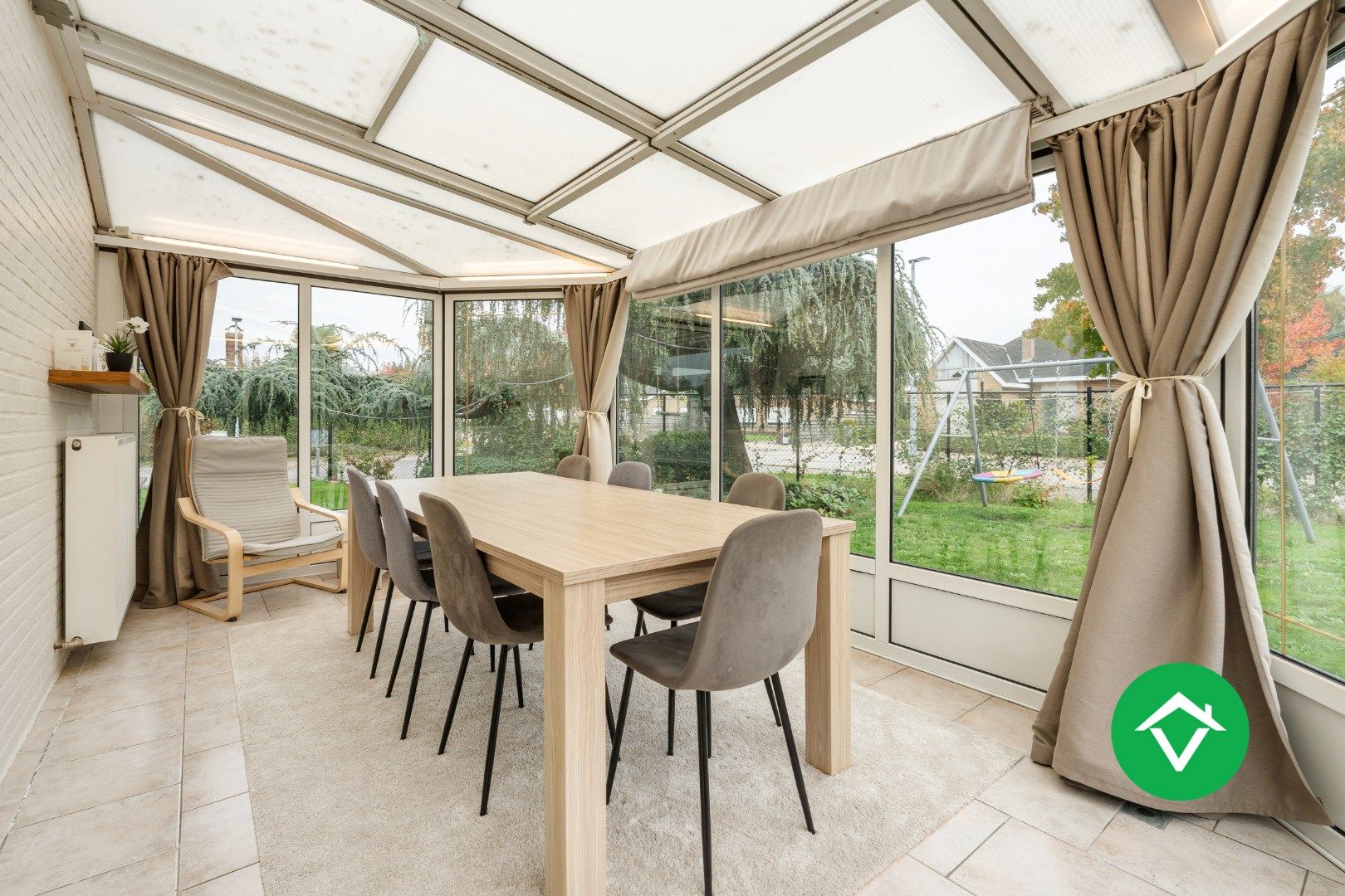 Alleenstaande woning in een rustige omgeving  te Ichtegem  foto 9