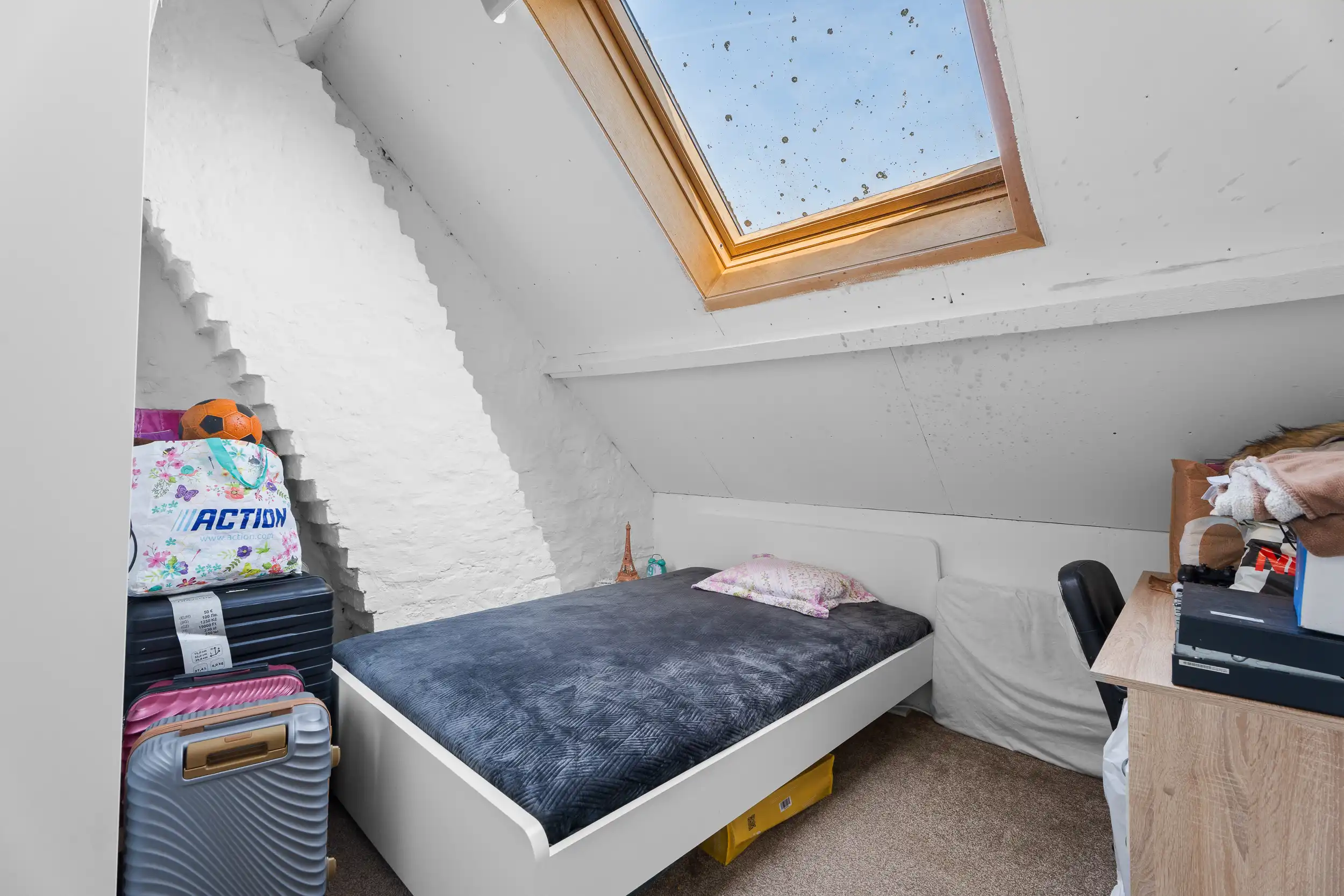 Betaalbare 4 slpk woning met potentieel Sint-Kruis foto 10