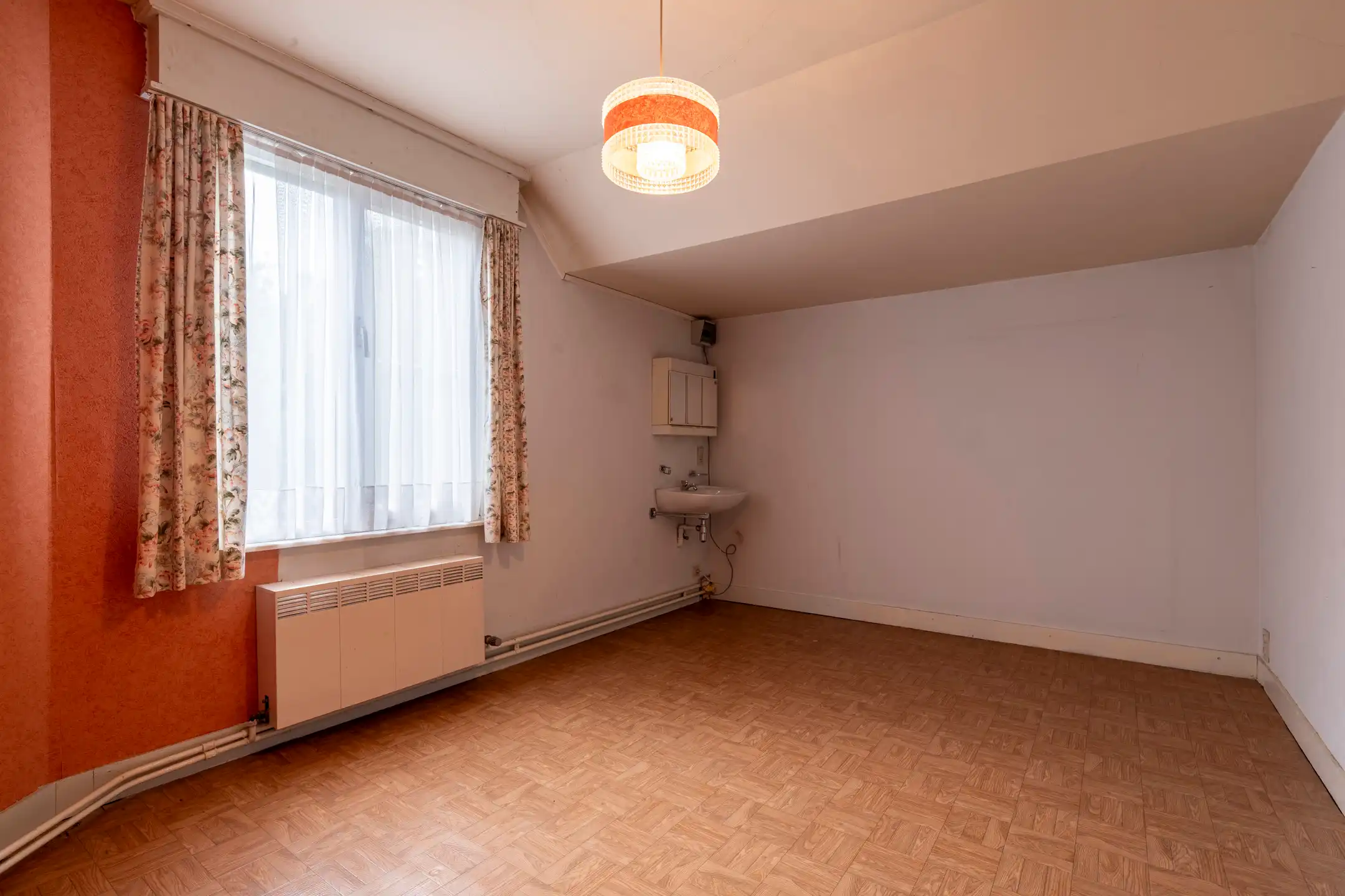 Ruime woning met grote opslagplaats in Beerse foto 14