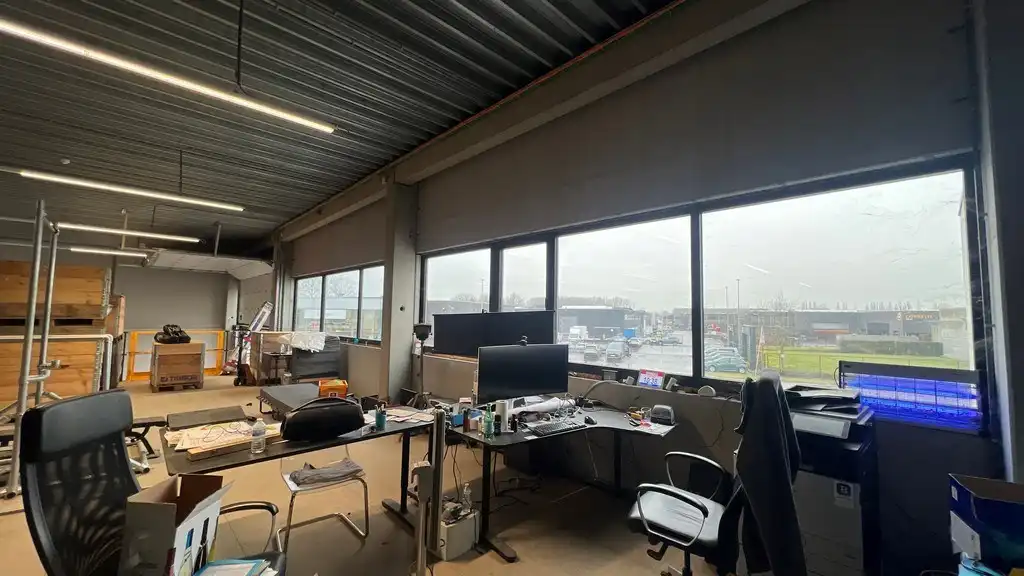 Recent magazijn te huur in industriepark De Nest te Evergem foto 7