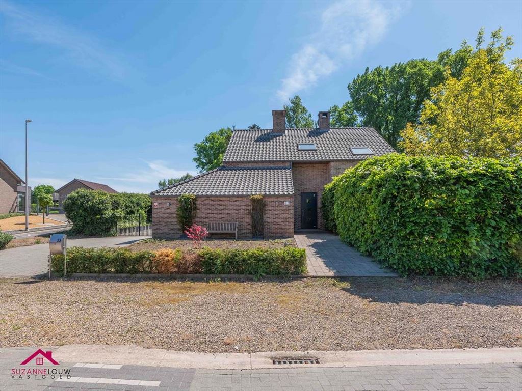 Gezellige, instapklare gezinswoning met garage foto 2
