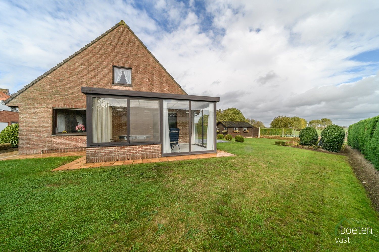 Reninge: Verzorgde gelijkvloerse woning met heel wat potentieel, fantastische tuin met open zicht op de Reningse broeken op 1.108m² totale grondopp. foto 19