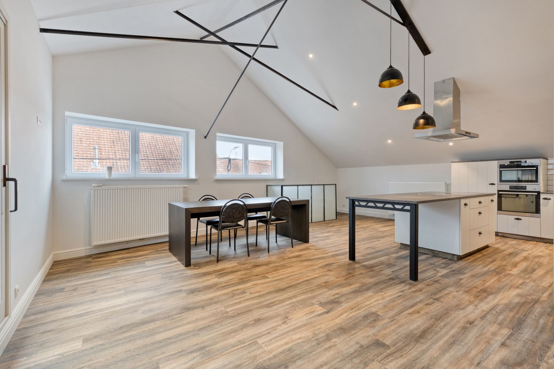 Recent vernieuwde loods met bovenliggend luxe appartement ! foto 25