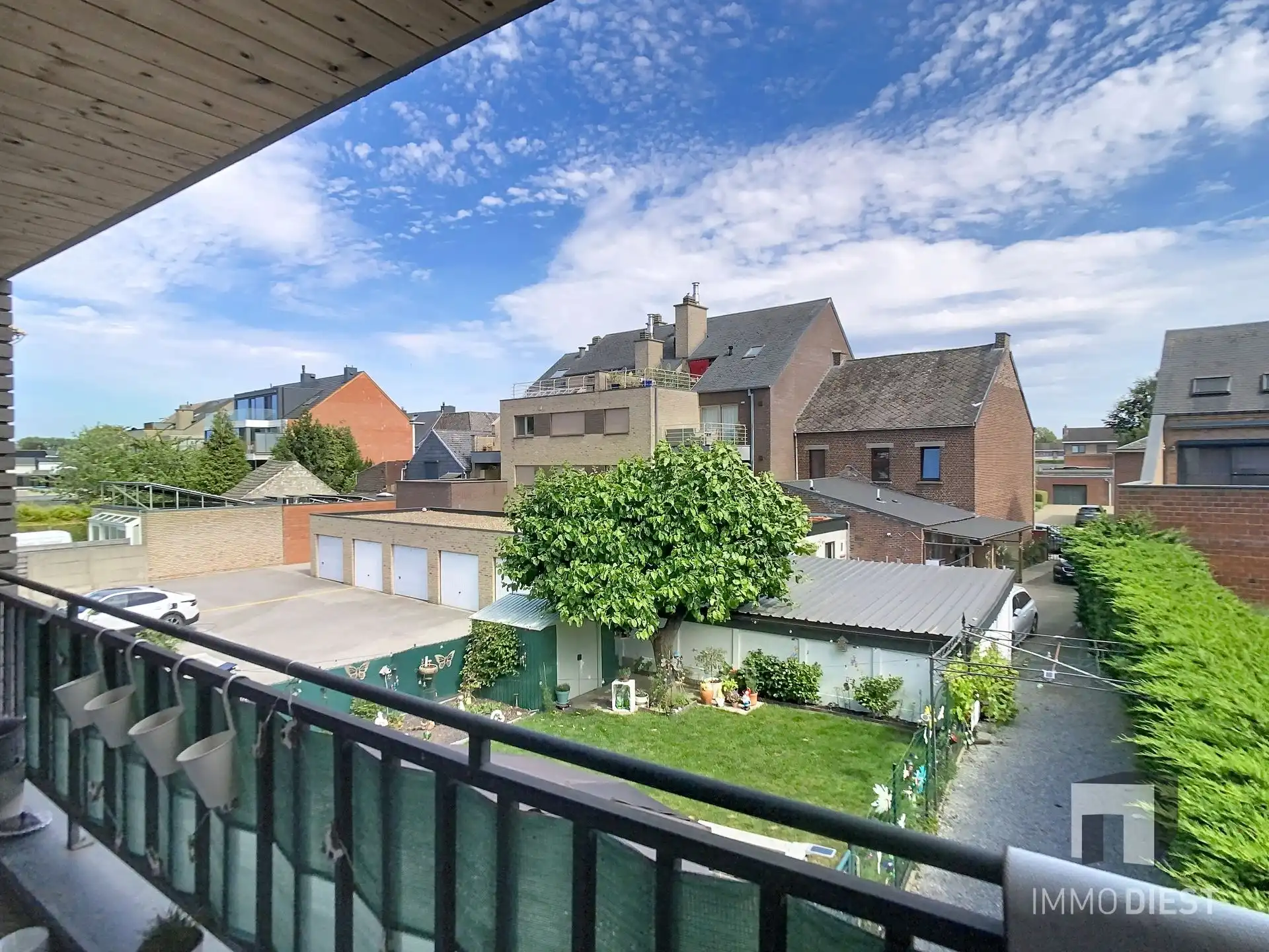 Ruime lichtrijke duplex nabij centrum Halen met staanplaats! foto 15