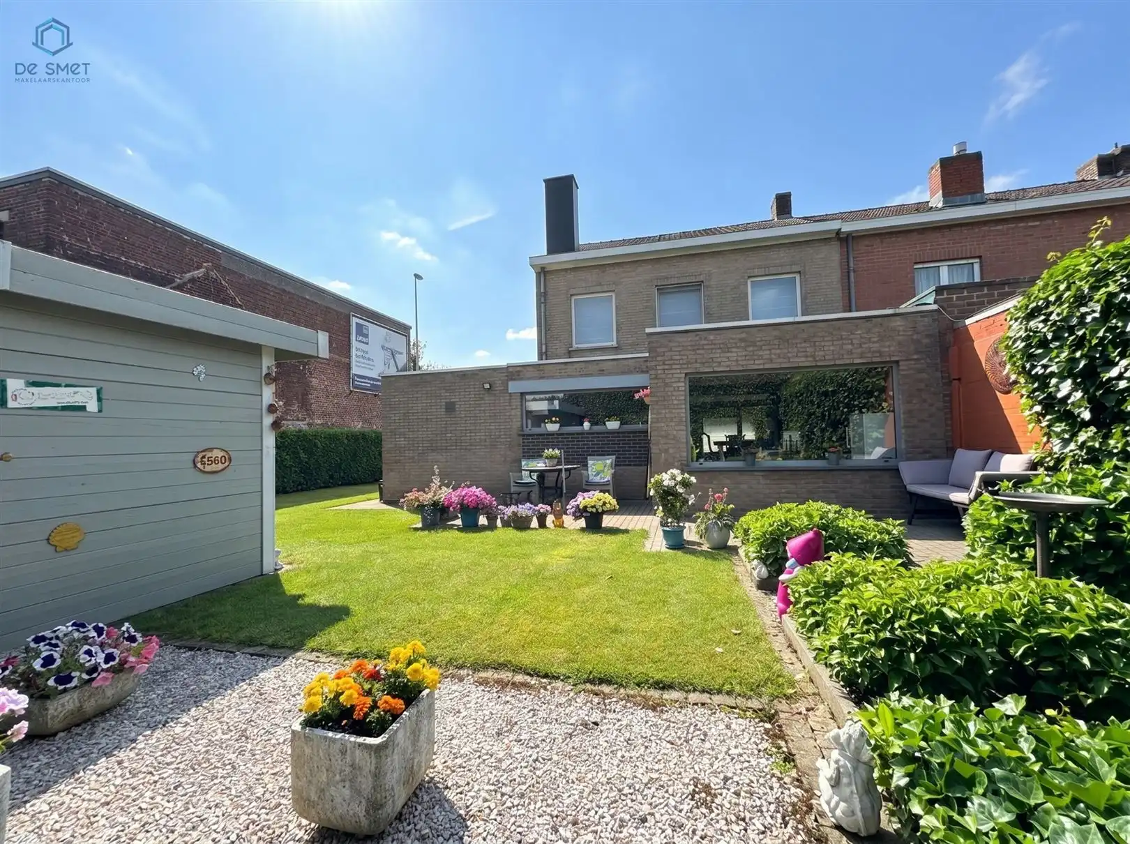 Instapklare woning met garage en tuin foto 20