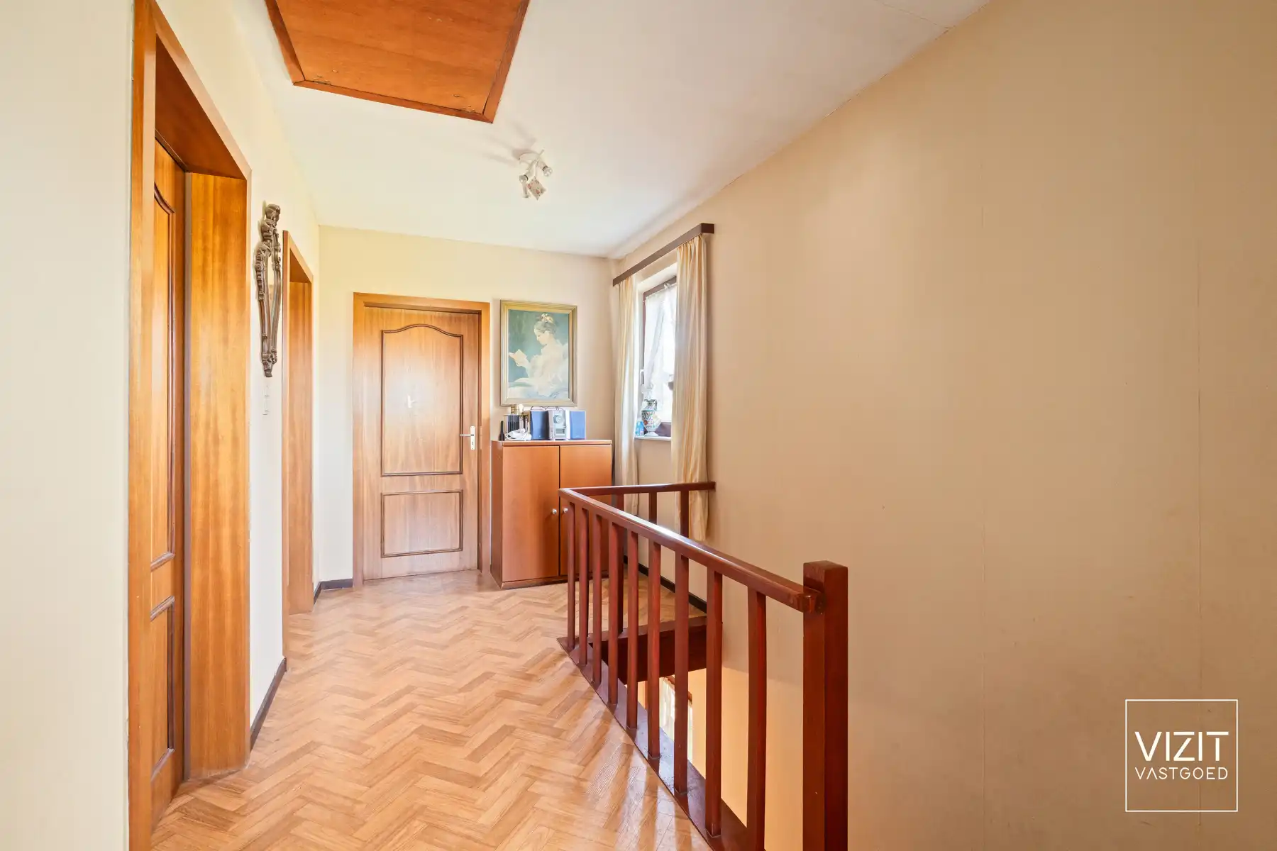 Strategisch gelegen halfopen woning in wijk “Witte Roos” foto 7