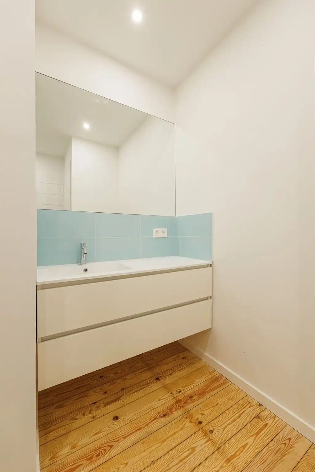Prachtig gerenoveerd appartement in Deurne-zuid foto 14