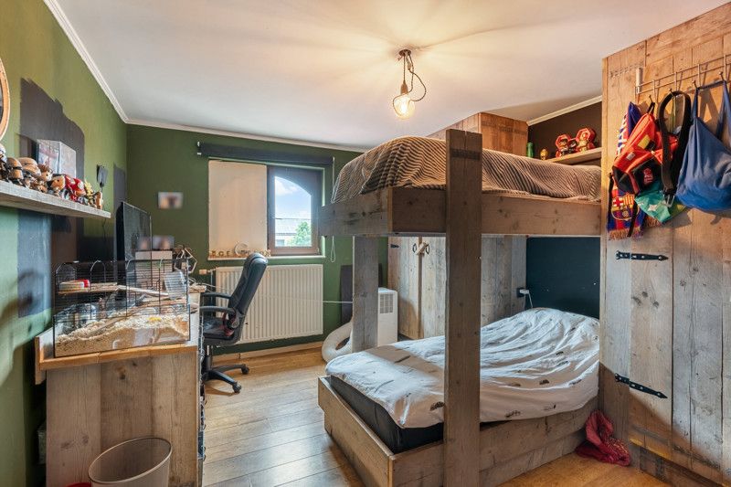 Zeer rustig gelegen, ruime gezinswoning op een perceel van 14are foto 17