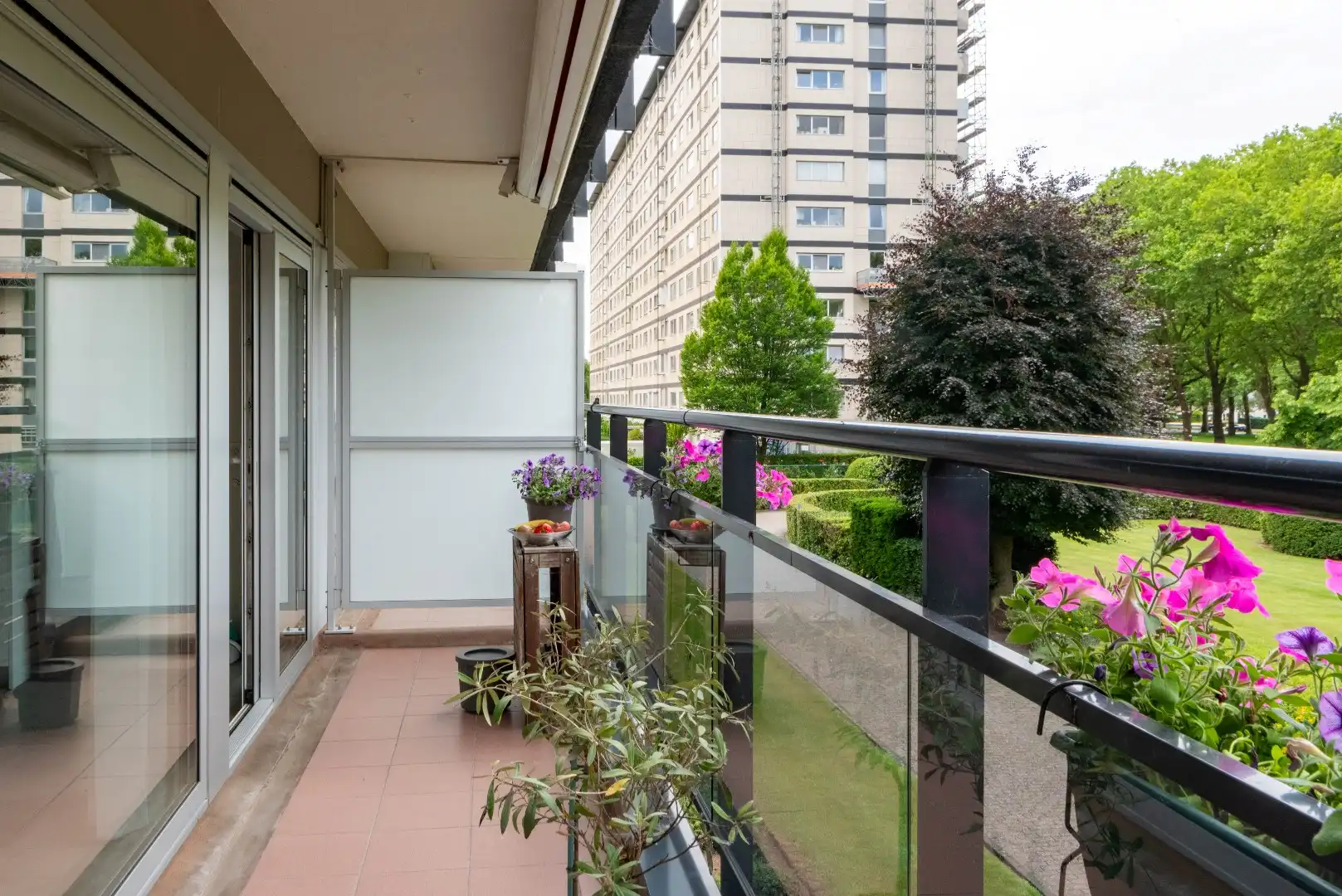 Rustig gelegen 2-slaapkamer appartement met 2 terrassen!    foto 8