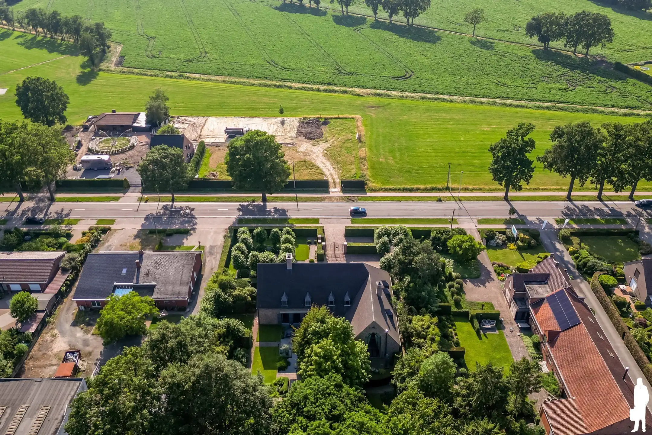Prachtige villa met een bewoonbare oppervlakte van 512 m² foto 52