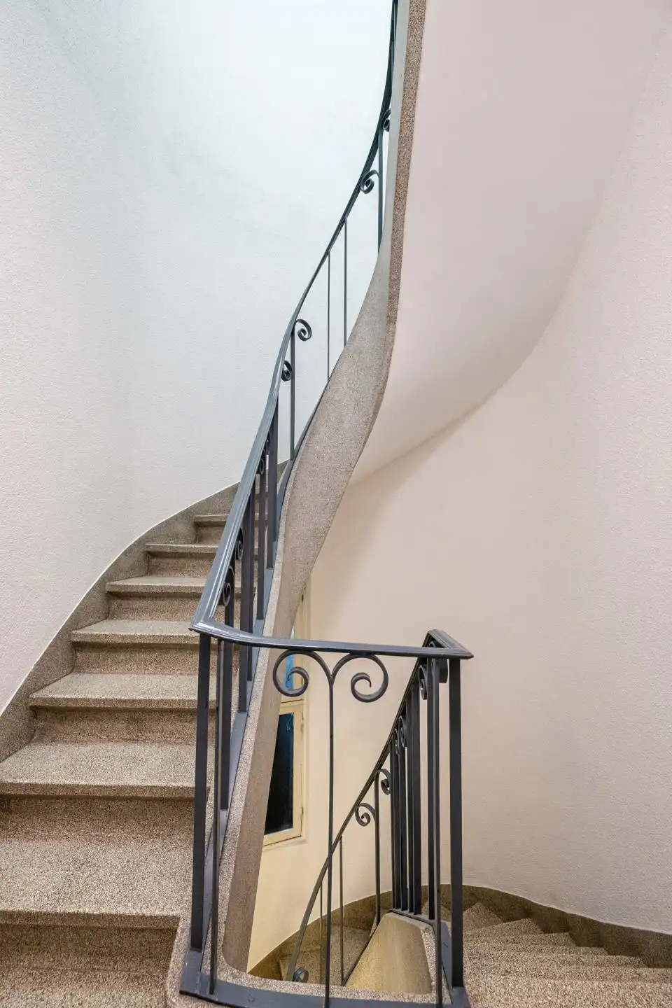 Appartement met 4 slaapkamers aan de Louizalaan foto 37