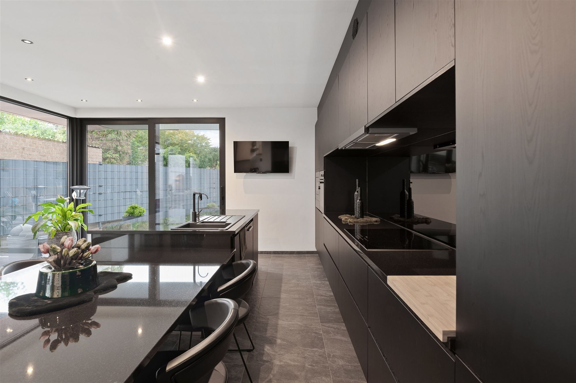 KNAP GERENOVEERDE WONING WONING MET 3SLAAPKAMERS OP EEN ZONNIG GEORIËNTEERD PERCEEL TE OOSTHAM foto 8