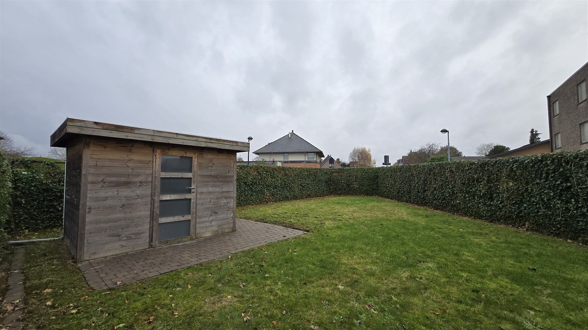 Moderne, energiezuinige woning (200m²) met 4 slaapkamers en tuin foto 31