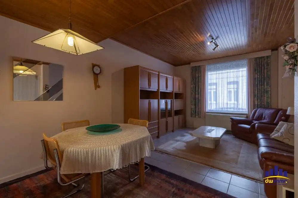 Te koop – Te renoveren rijwoning met tuin in hartje Ledeberg foto 5