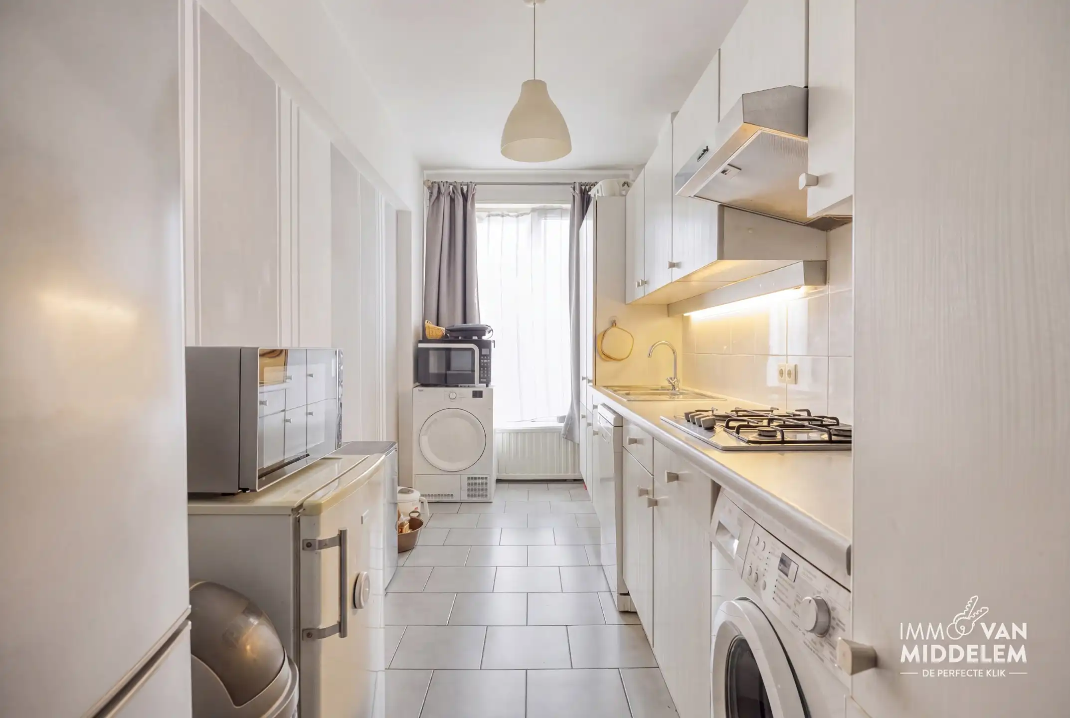 LICHTRIJK 1-SLAAPKAMERAPPARTEMENT MET STAANPLAATS foto 4