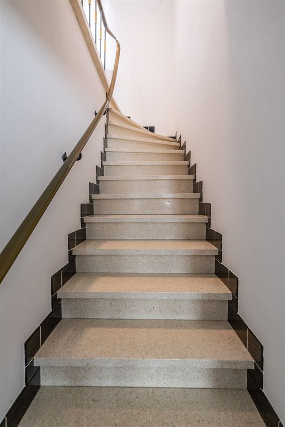 villastijl,vernieuwd in 2018, label D, mooi perceel foto 26