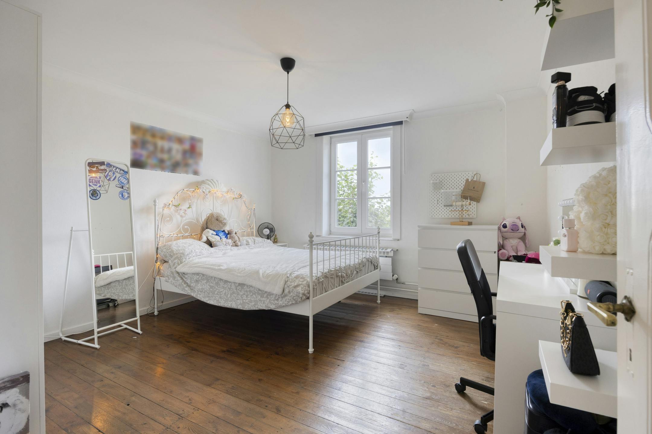 Ruime, charmante woning met loft te koop in Maaseik foto 13